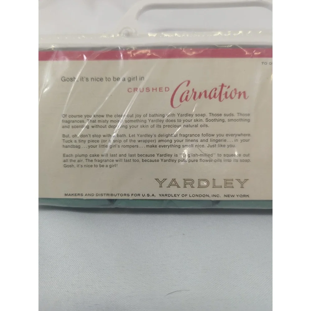 Vintage Yardley Crushed Carnation Soap 3 oz MCM Mint 4 Bars in Pkg